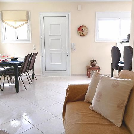 Tini'S Apartment Nea Iraklitsa エクステリア 写真